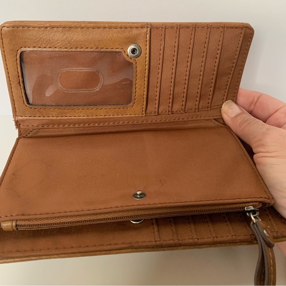 Relic Brand Collection Wallet - Picture 8 of 10